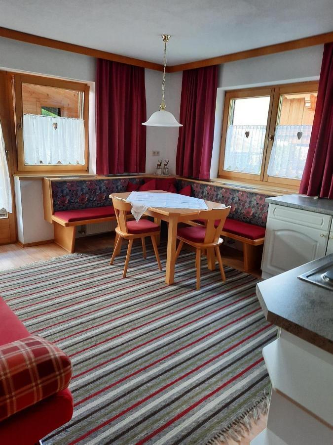 Haus Gmahblick Ferienwonungen Hotell Alpbach Exteriör bild