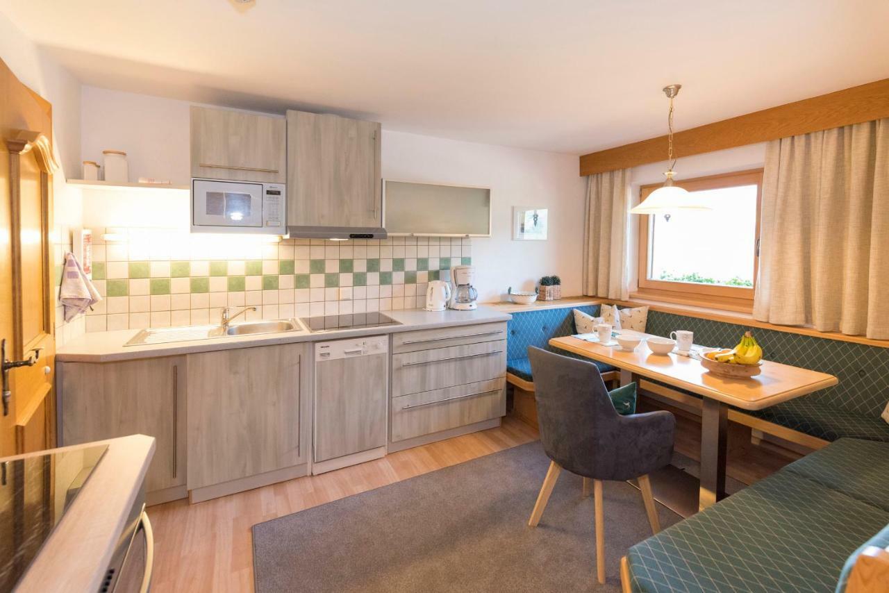 Haus Gmahblick Ferienwonungen Hotell Alpbach Exteriör bild
